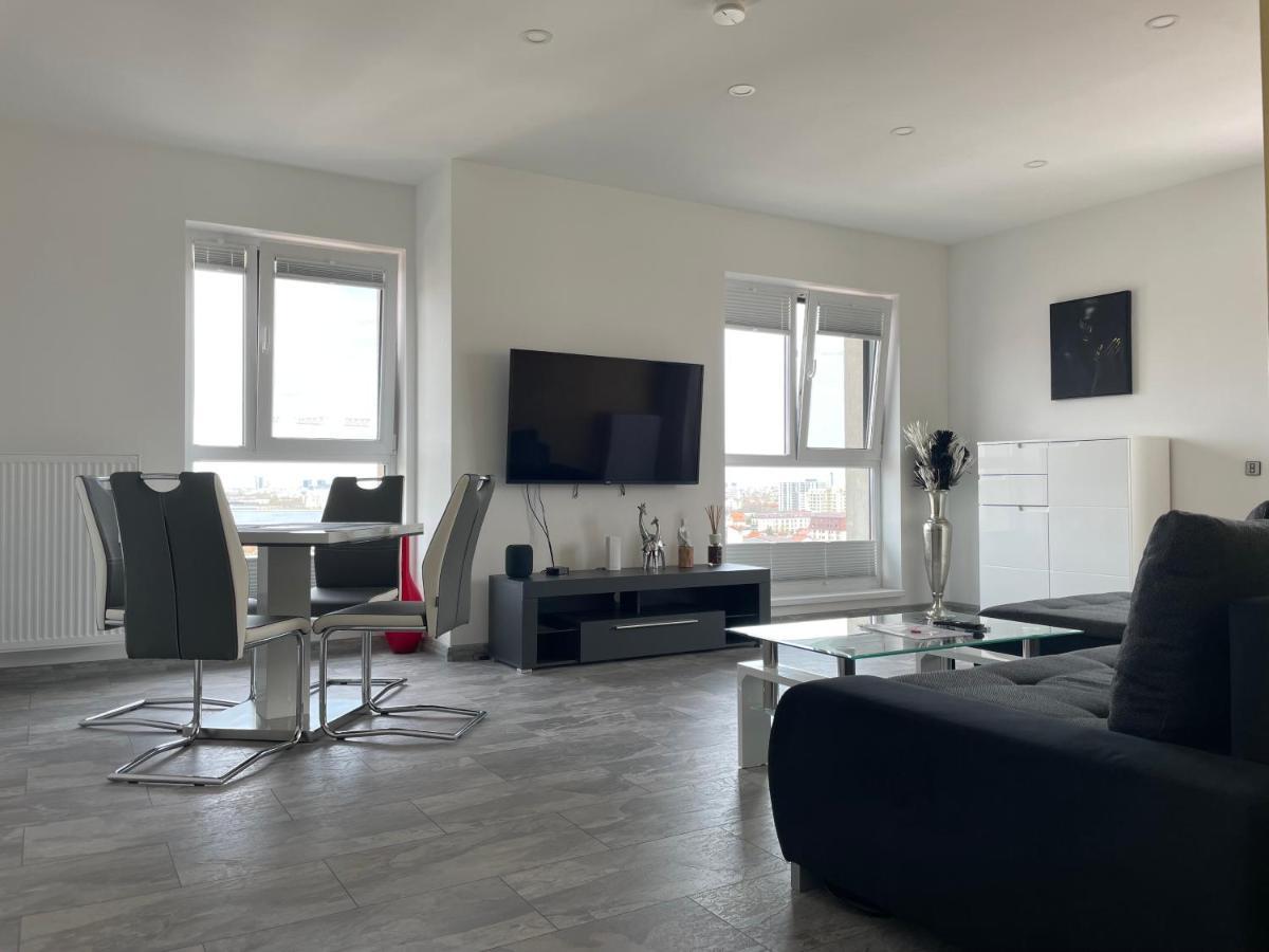 Lakeview 2 Room Penthouse Rooftop Terrace W15 Bukarest Exterior foto